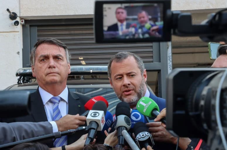 Advogado de Bolsonaro nega ao STF ter buscado informações sobre delação de Cid