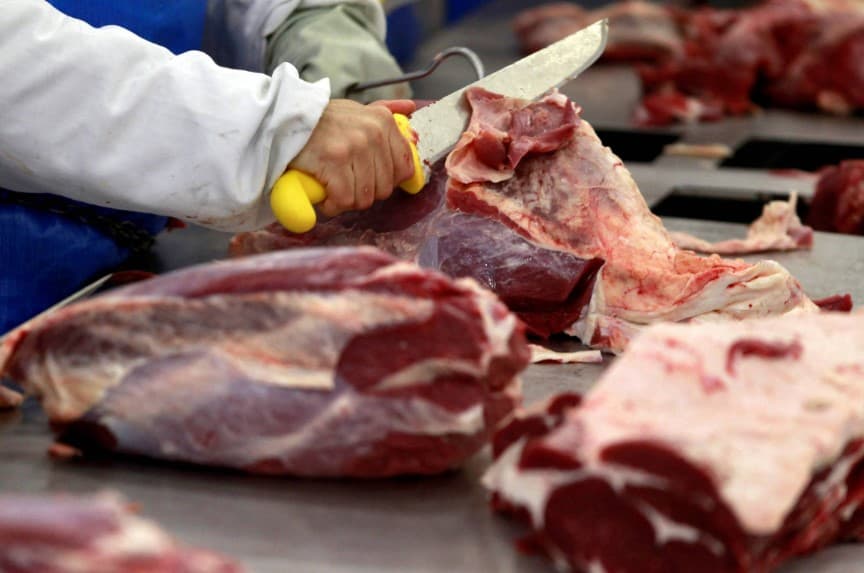 Compra de carne brasileira pelos EUA despenca 80% em três meses