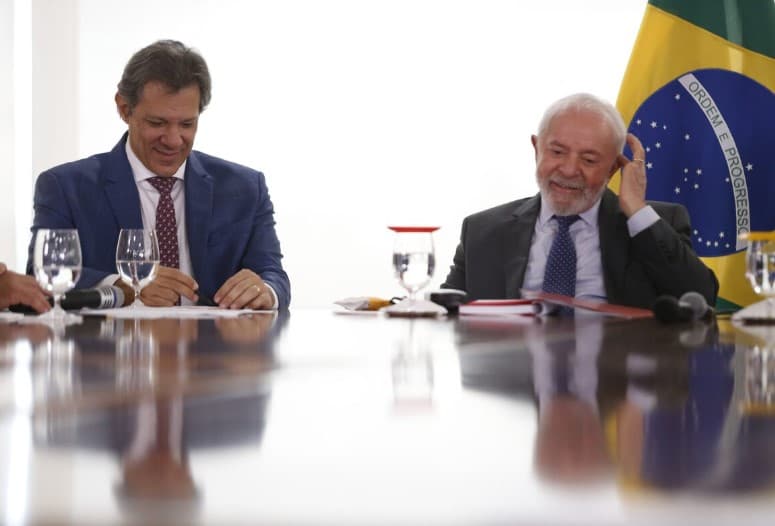 Governo Lula prepara corte de benefícios tributários para atingir meta fiscal