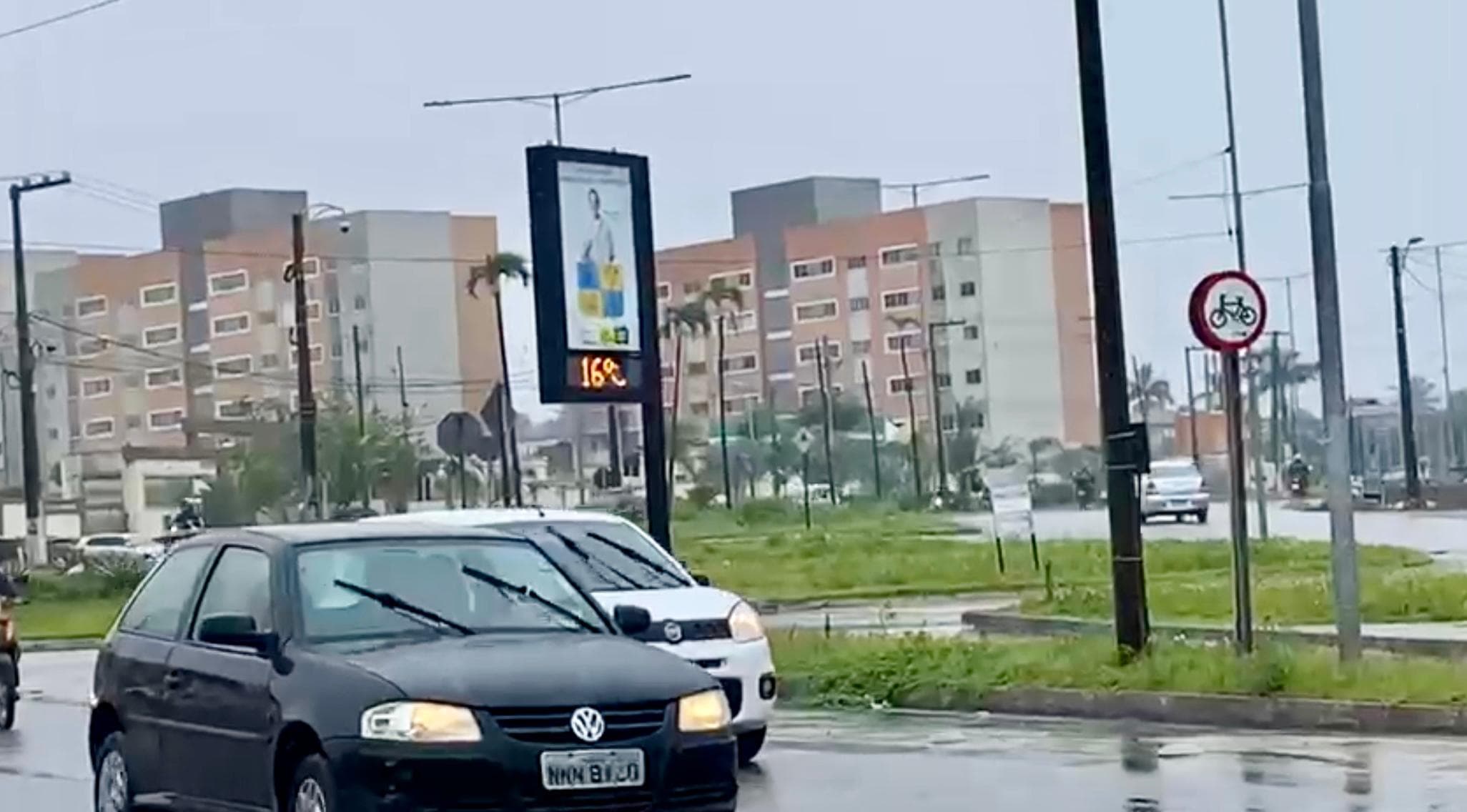 Cidade do sol ou neve: termômetros marcam 16ºC na manhã desta quinta (10) em Natal