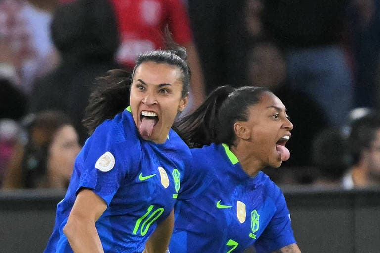 Brasil vence Colômbia nos pênaltis em final dramática da Copa América feminina