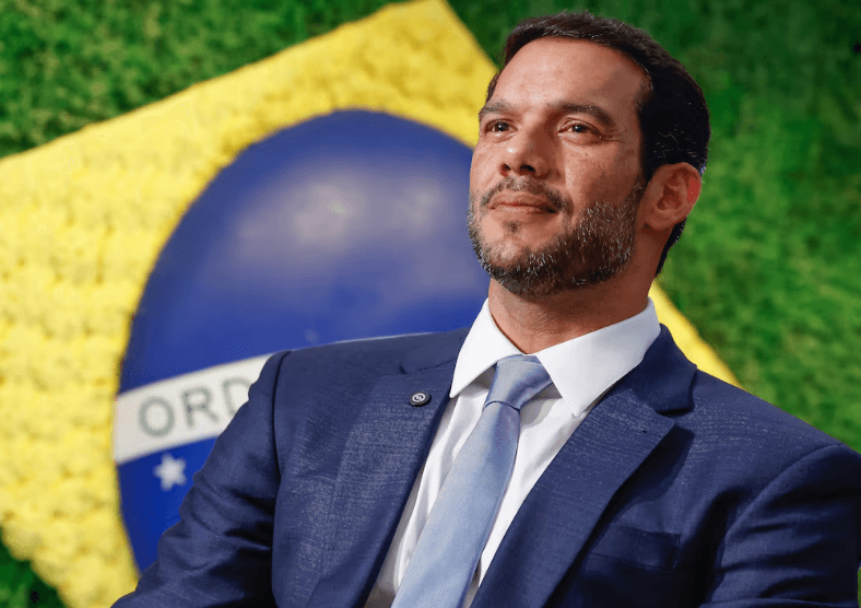 Justiça determina suspensão de investigação contra Samir Xaud, presidente da CBF