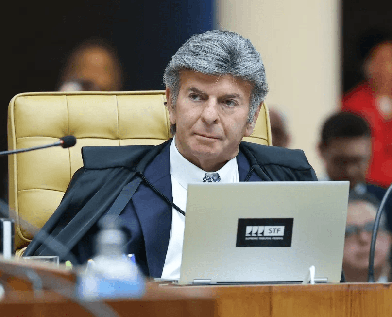 Fux não pedirá vista, mas divergirá de Moraes sobre Bolsonaro, dizem fontes
