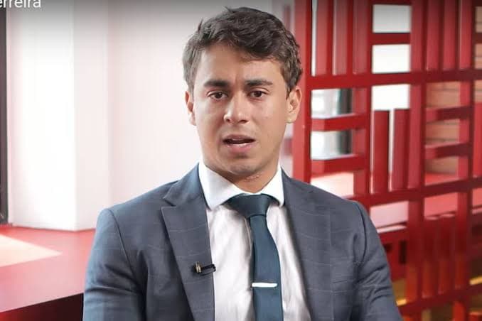 Nikolas Ferreira e Marcel Van Hattem pedem para visitar Bolsonaro