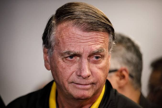 Moraes autoriza saída de Bolsonaro para ir em hospital fazer exames