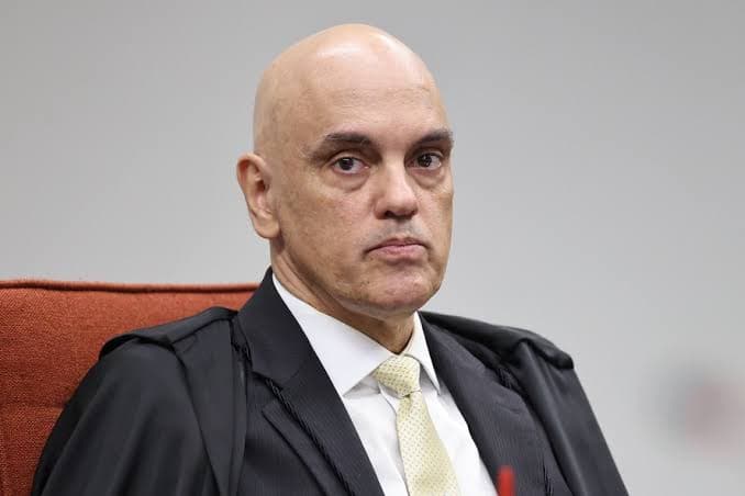 Moraes avaliará prisão preventiva de Bolsonaro após ouvir PGR e defesa