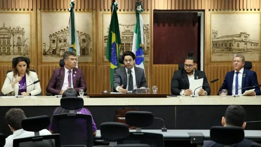 Projeto que proíbe cobrança de taxa de ar-condicionado em apps de transporte é aprovado em Natal