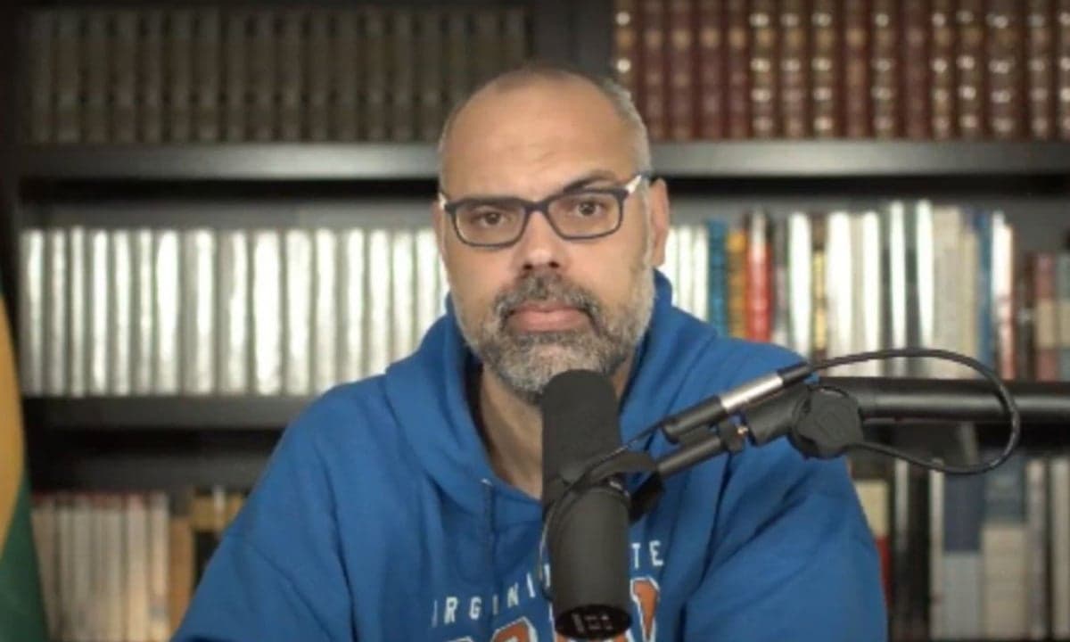 Allan dos Santos chama Tarcísio de "frouxo" e "cúmplice de Moraes"