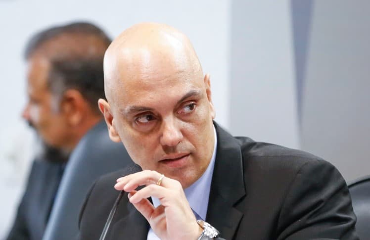 LEI MAGNITSKY: Mastercard bloqueia cartão de crédito de Moraes; BB disponibiliza Elo para uso no Brasil