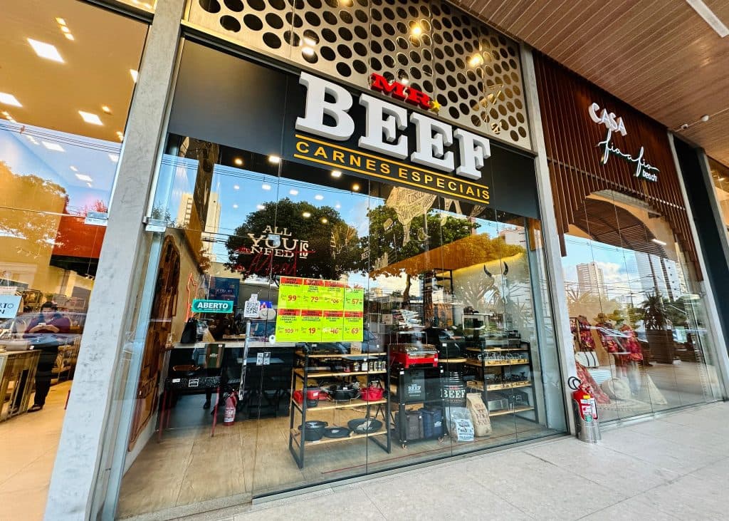 Mr. Beef celebra Dia dos Pais com variedade de cortes e acessórios para churrasco em Natal