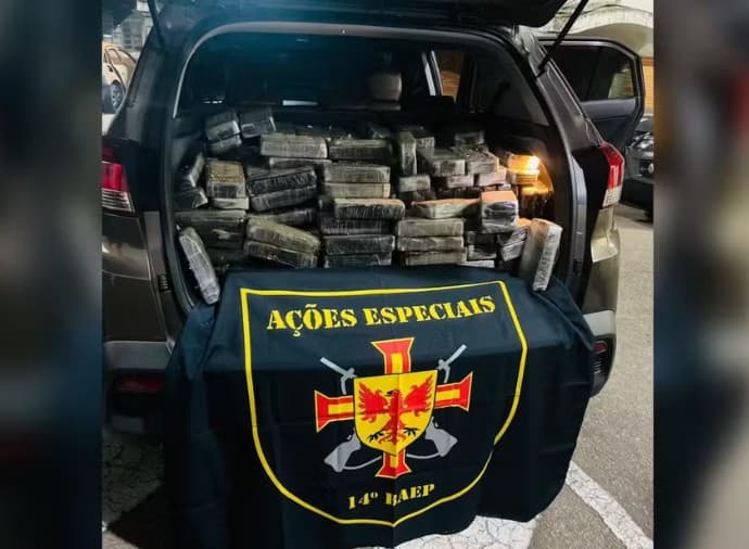 Juiz que liberou preso em flagrante com 200 kg de cocaína por considerar ‘pouca quantidade' cita ‘equívoco’ e diz que usou ‘texto-modelo'; homem continua solto