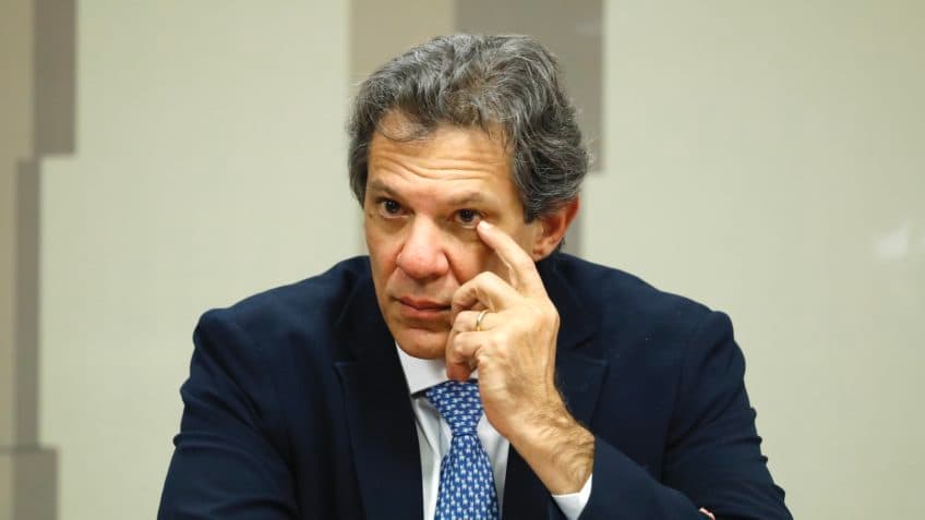 EUA querem que o Brasil aja contra a Constituição, diz Haddad
