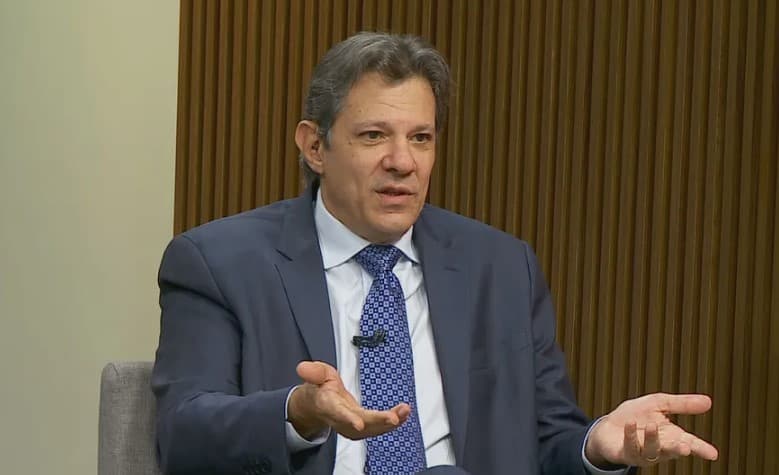 Haddad diz que resposta ao tarifaço será dividida em três linhas de atuação: financiamento, análise de impostos e compras públicas