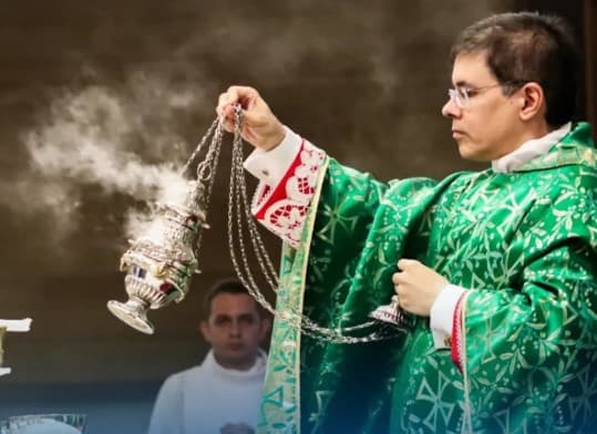 Monsenhor Flávio celebra 20 anos de ordenação sacerdotal com missa em Natal