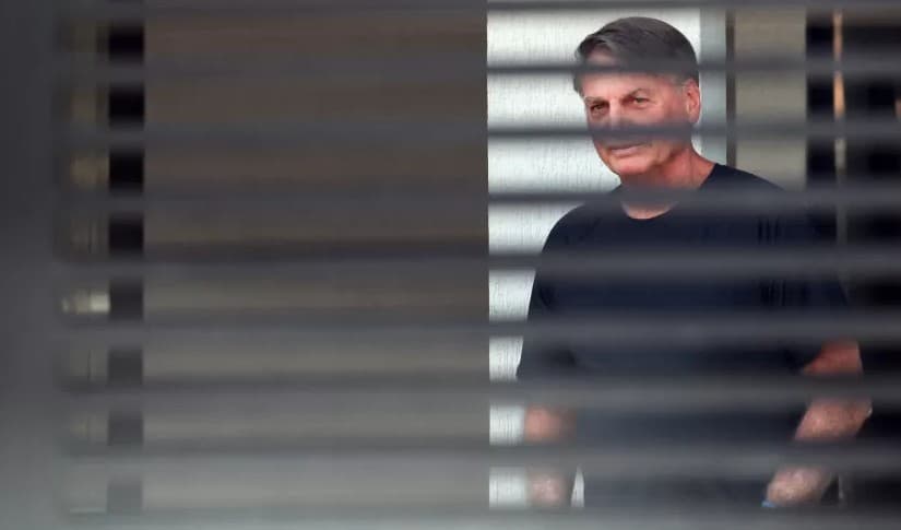 PGR se manifesta contra PF dentro da casa de Bolsonaro