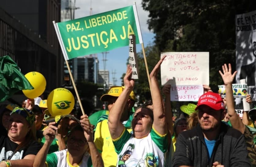 Aliados promovem atos pelo país por anistia a Bolsonaro e contra Moraes