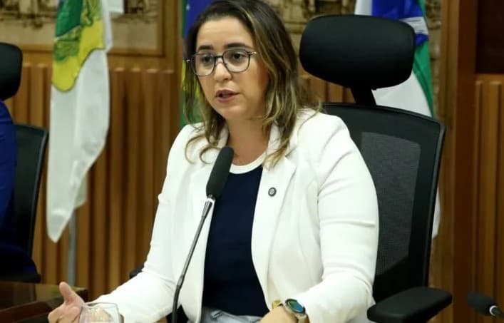Vereadora Samanda Alves esclarece que projeto de salas de apoio para motoristas de aplicativo em Natal foi discutido com Uber e 99