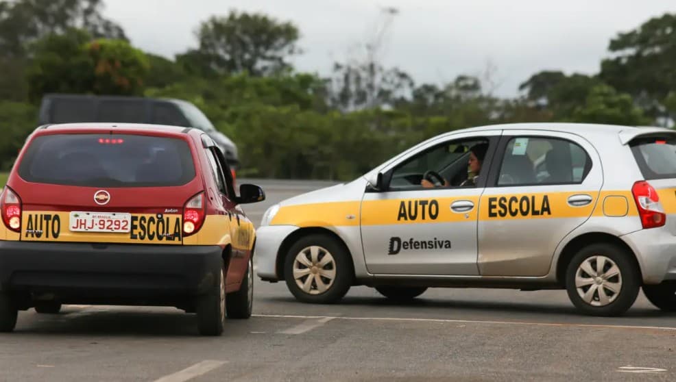 Governo federal apresenta proposta para fim da obrigatoriedade de autoescola