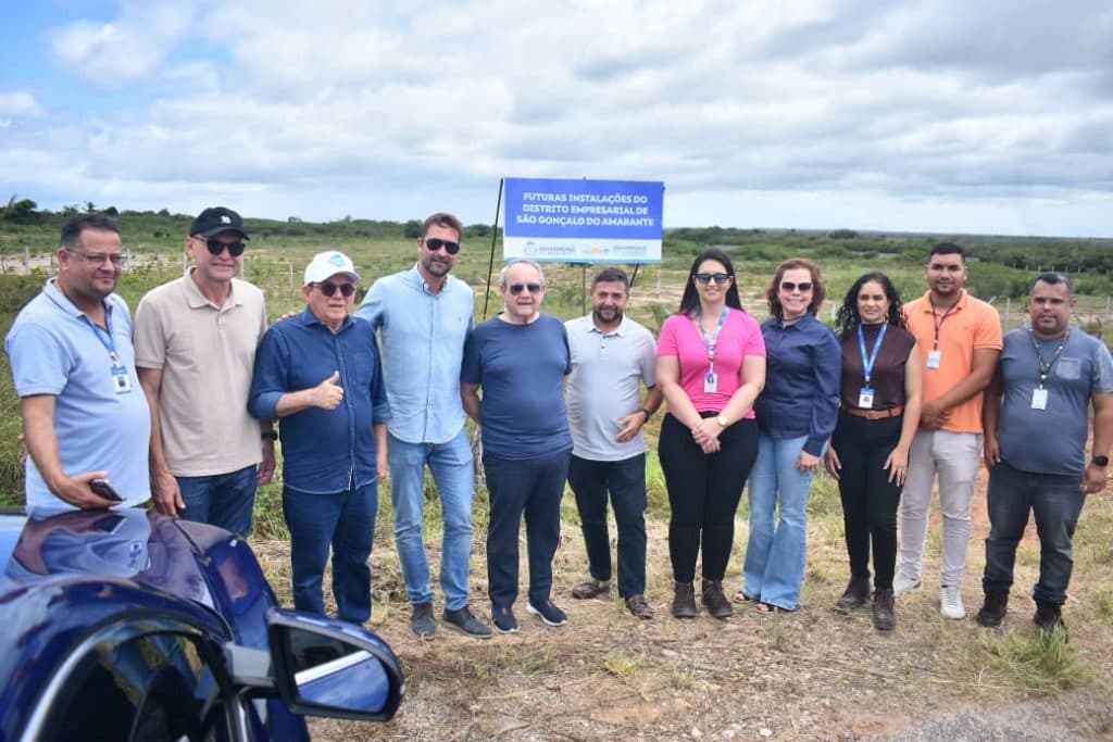 São Gonçalo inicia trabalhos no Distrito Empresarial e já recebe visita de empresário da Indústria Cerâmica interessado em investir no local