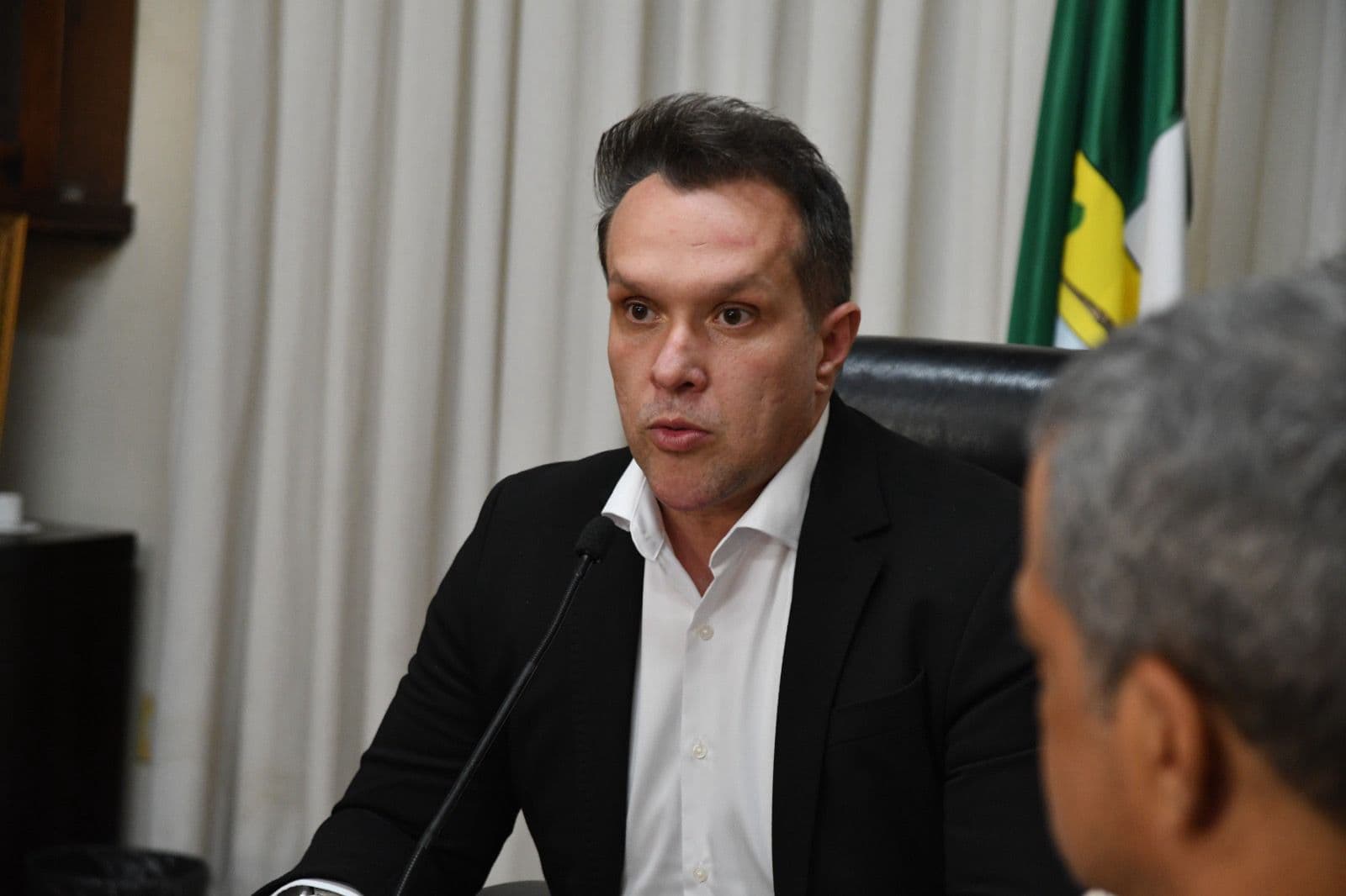 Eriko Jácome aparece mais uma vez entre os 15 mais citados na corrida para deputado estadual
