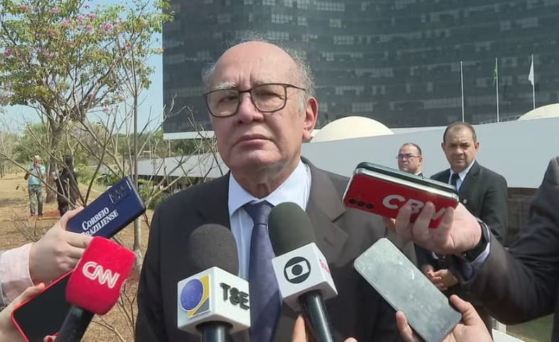 Gilmar diz que PEC da Blindagem não interrompe processos em curso e que STF vai avaliar efeitos
