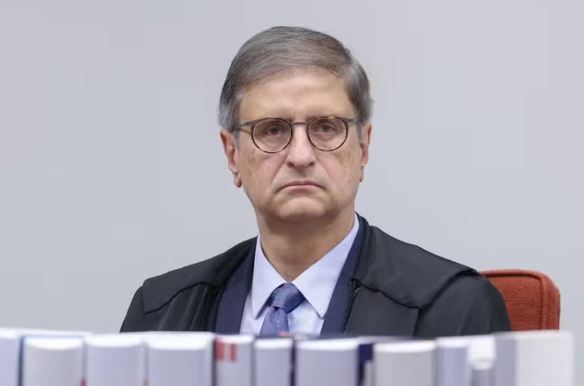 PGR defende condenação de Bolsonaro e mais 7 por tentativa de golpe: ‘Quando o presidente convoca cúpula militar, golpe está em curso'
