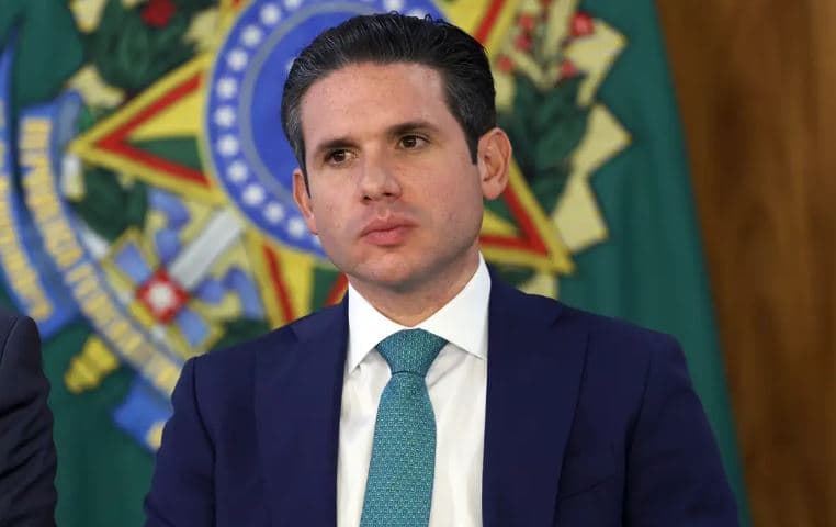 Motta diz não temer sanções dos EUA após barrar Eduardo como líder