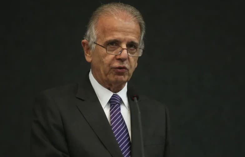 Ministro da Defesa diz não acreditar em ameaças militares dos EUA ao Brasil