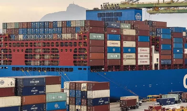 No primeiro mês de tarifaço, exportações do Brasil aos EUA caem 18,5%