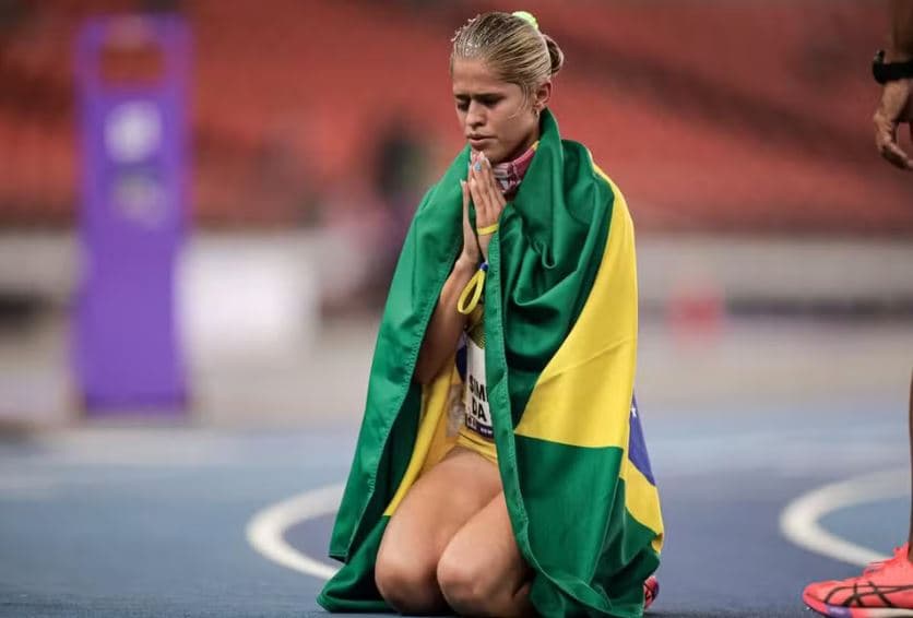Potiguar Thalita Simplício confirma favoritismo e conquista o tetra mundial nos 400m