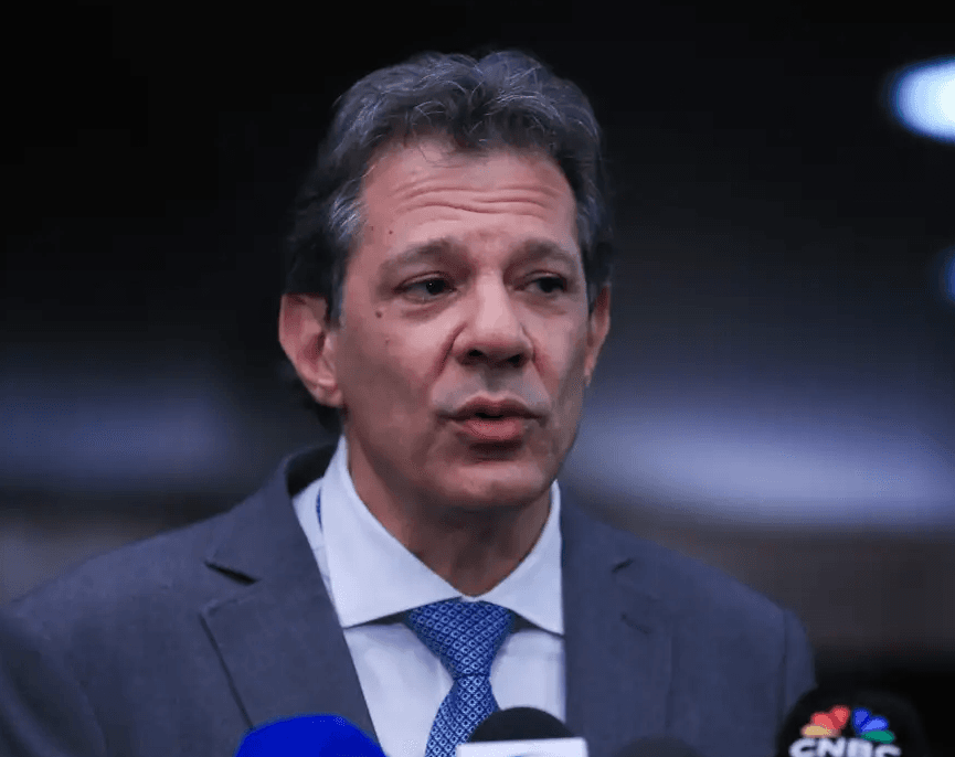 Comissão aprova MP alternativa ao IOF com tributação de 18% sobre investimentos, após recuo em bets