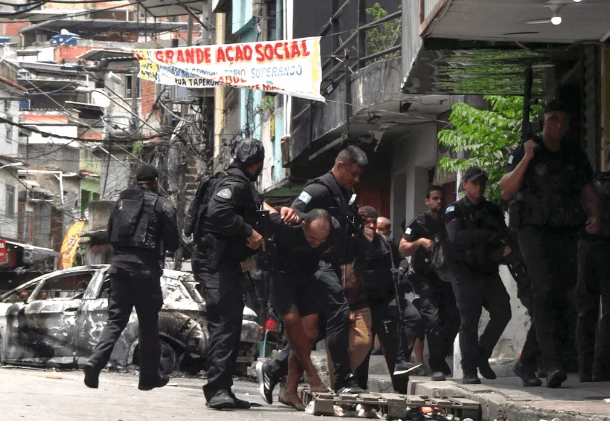 Polícia Civil do Rio promete resposta “à altura” após morte de quatro agentes em operação