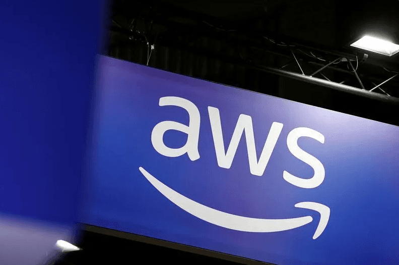 Instabilidade em serviços online afeta plataformas como Amazon e Facebook nesta segunda