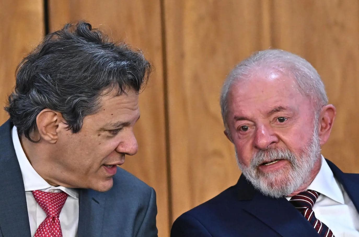 Haddad prepara pacote para Lula fechar rombo de R$ 46 bilhões após derrota no Congresso