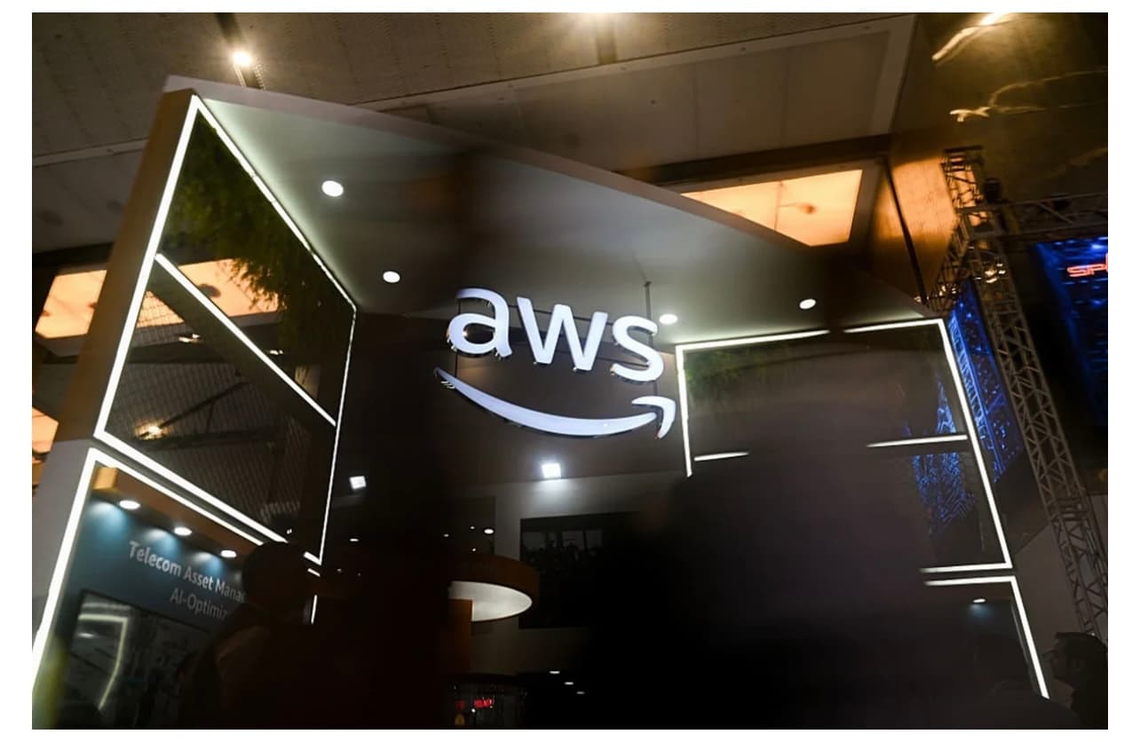 Após apagão, operações da nuvem da Amazon voltam a funcionar
