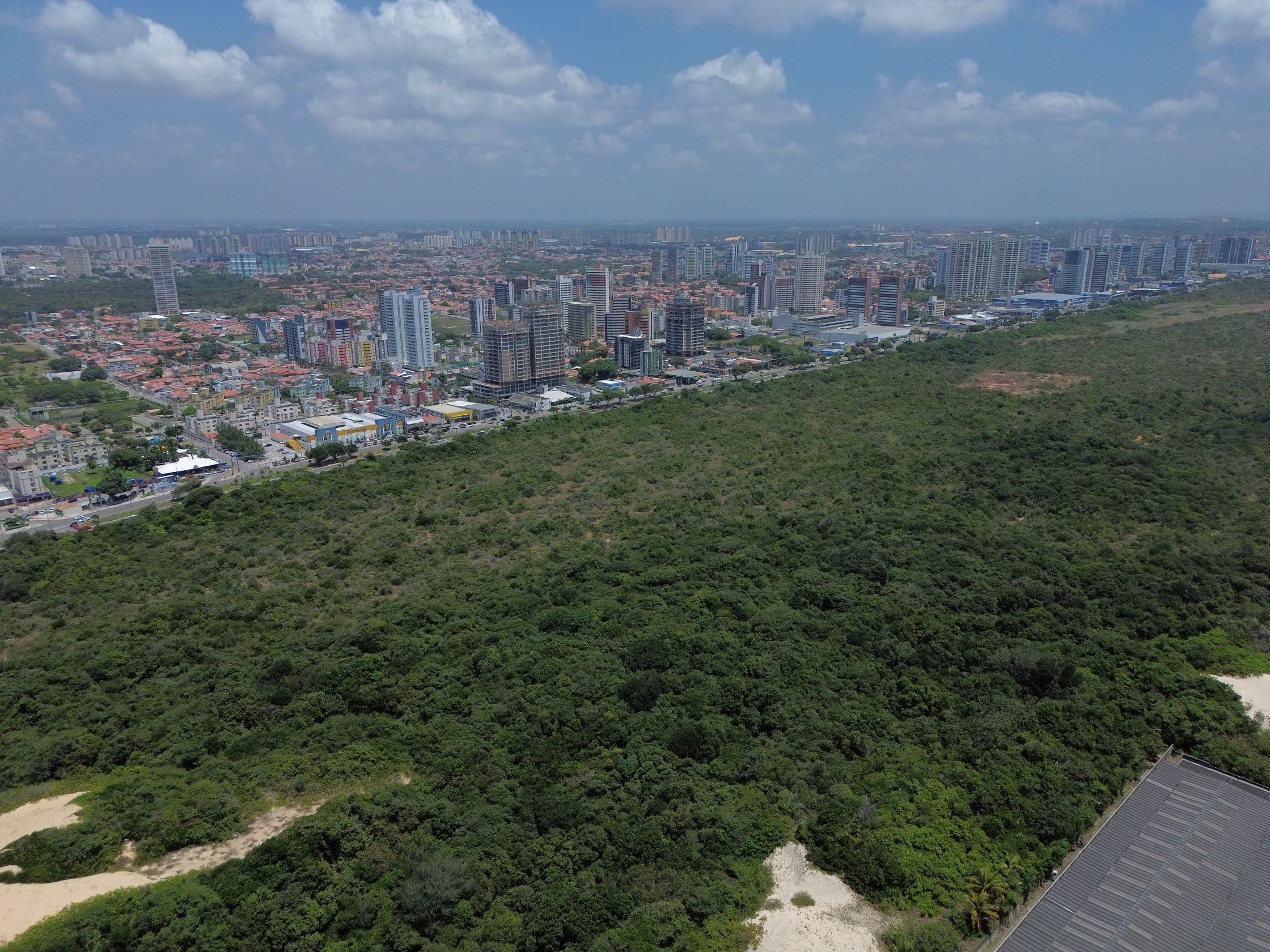 Governo do RN diz que proposta de implantação do Parque Linear na Av. Roberto Freire "não é compatível em sua totalidade"