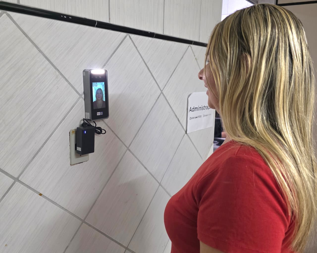 São Gonçalo do Amarante moderniza ponto eletrônico e regulamenta jornada de servidores municipais