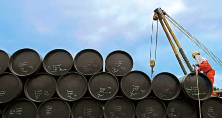 Brasil ataca mercado indiano e vende 6 milhões de barris de petróleo, diz Alckmin