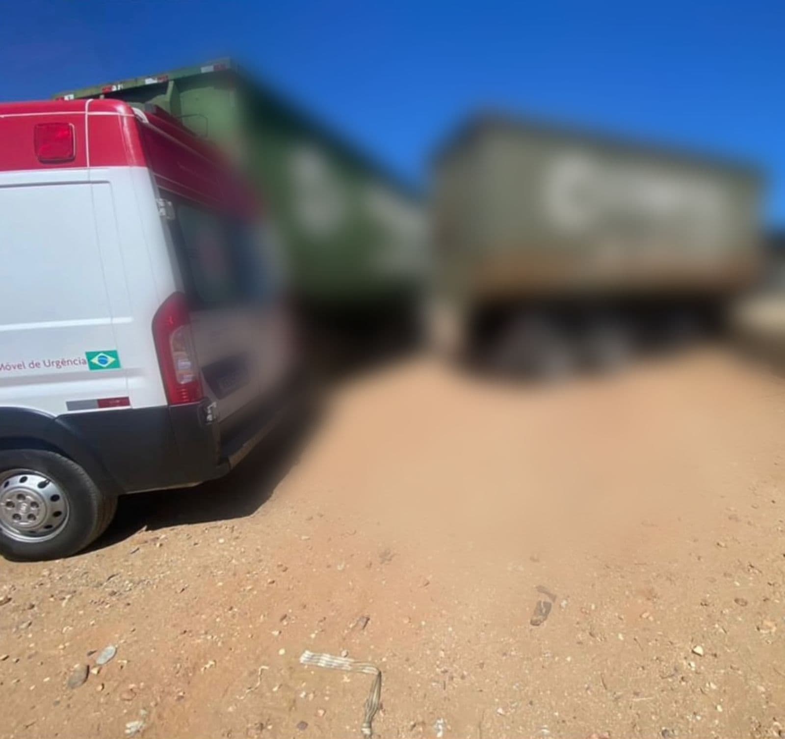 Motorista morre prensado após acidente com carreta bi-trem em Caicó