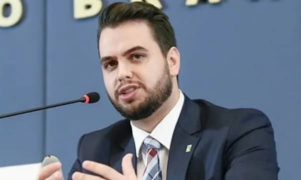 PF denuncia ‘milícia digital’ que tenta desmoralizar operação sobre Filipe Martins e pede novo inquérito no STF