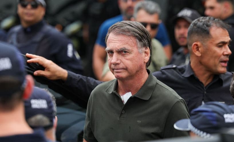 Defesa de Bolsonaro protocola no STF novo pedido pelo fim da prisão domiciliar; advogados esperam resposta do Supremo há dez dias