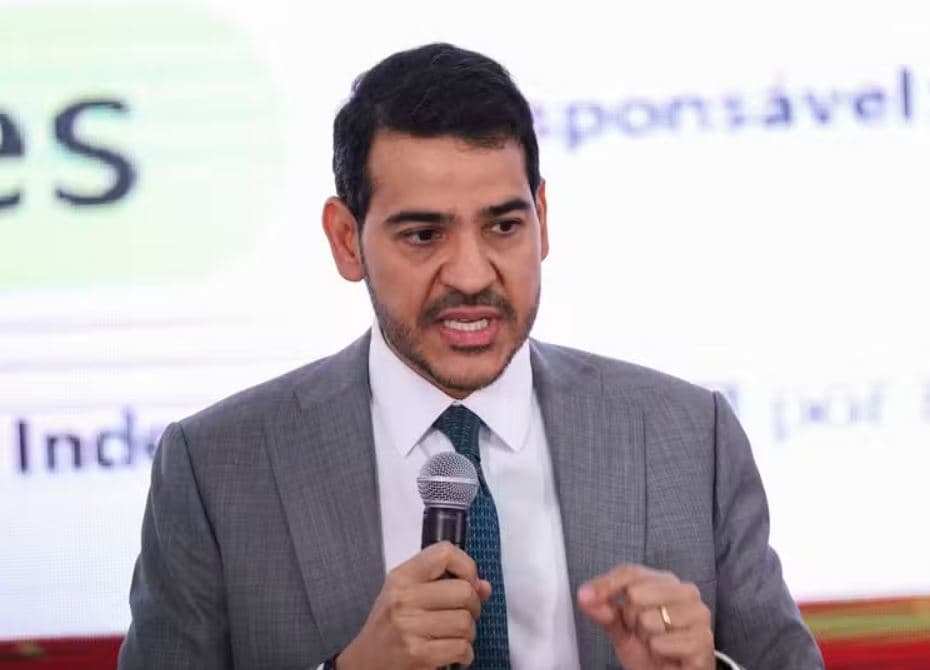 Indicação de Jorge Messias reduz média de idade do STF