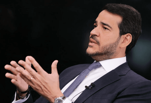 Ala do governo sugere que Jorge Messias ajuste articulação para conseguir vaga no STF