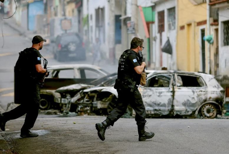73% dos moradores do Rio apoiam novas operações em favelas, aponta pesquisa