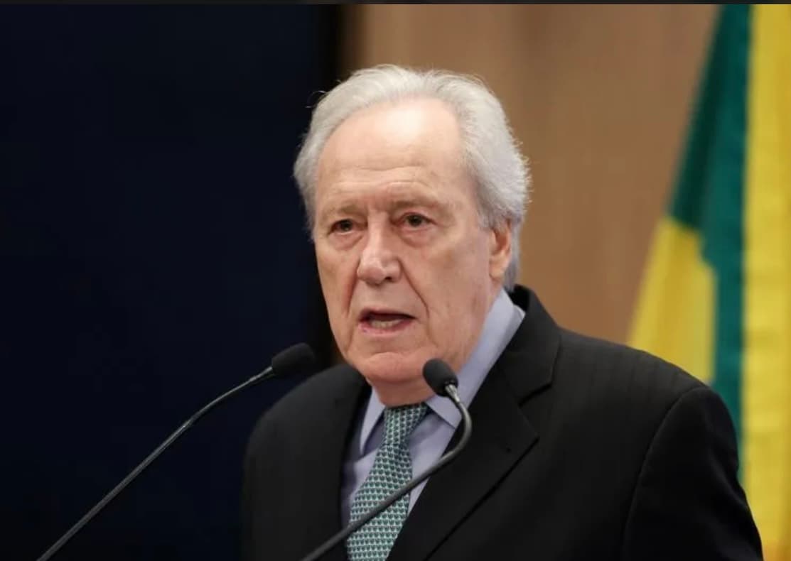 Lewandowski alega conflito de agenda para faltar à audiência na Câmara
