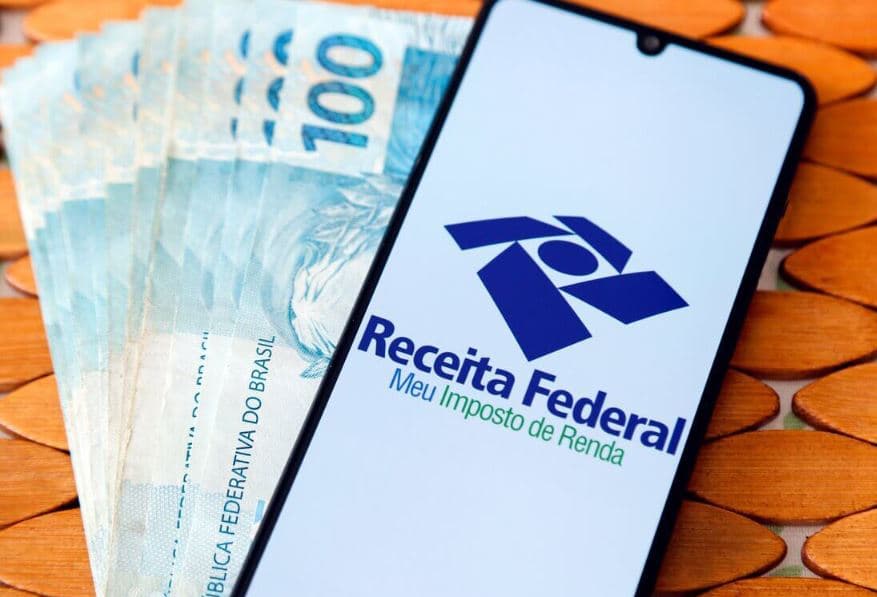 Lei que zera o Imposto de Renda para quem ganha até R$ 5 mil é sancionada