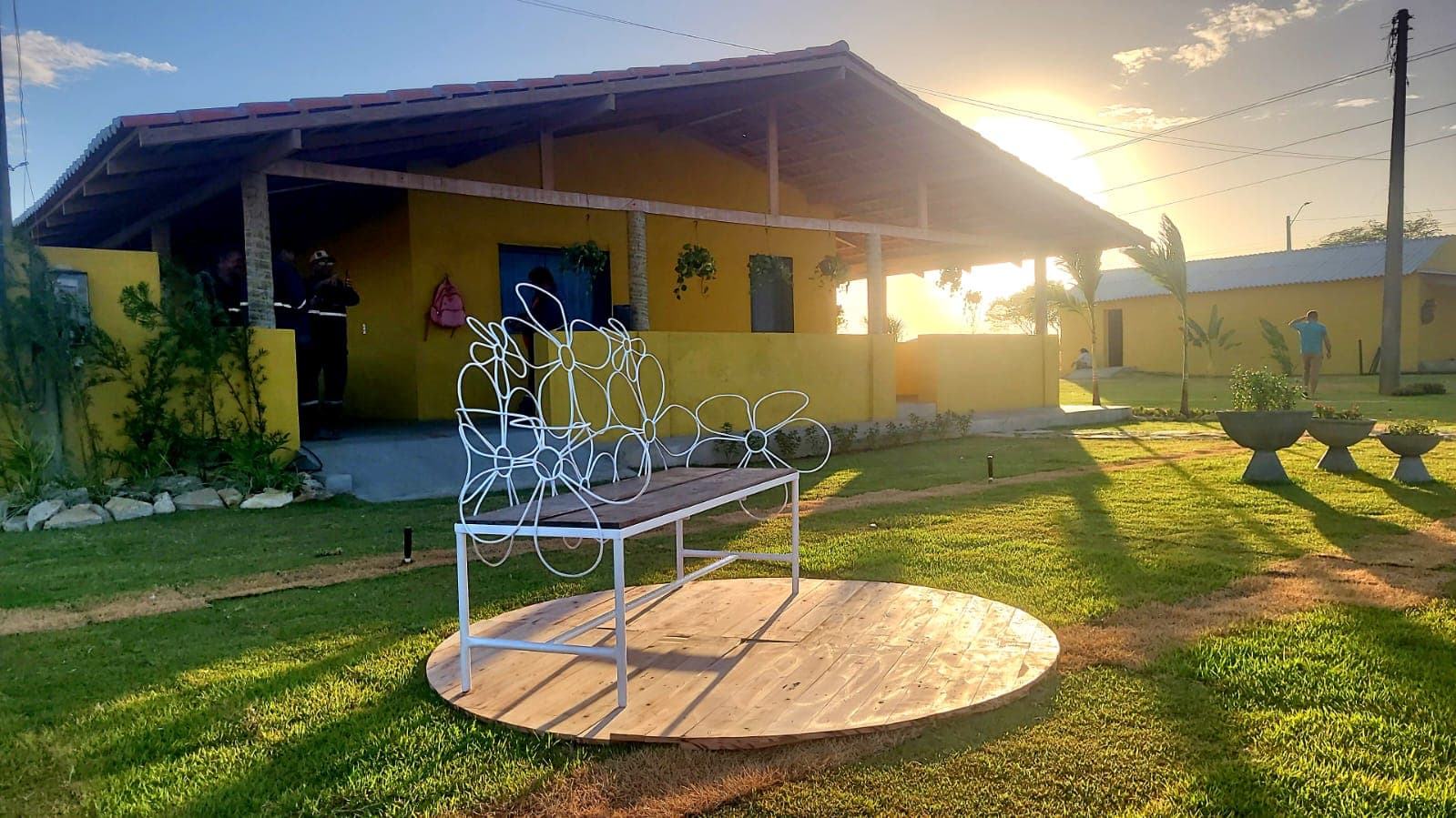 Castel realiza Dia Especial de Vendas do Rancho Texas neste sábado, 15 de novembro no Requinte Buffet