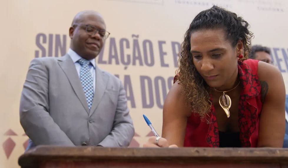 Indiciamento da PF contra Silvio Almeida aponta importunação sexual contra ministra Anielle Franco e professora