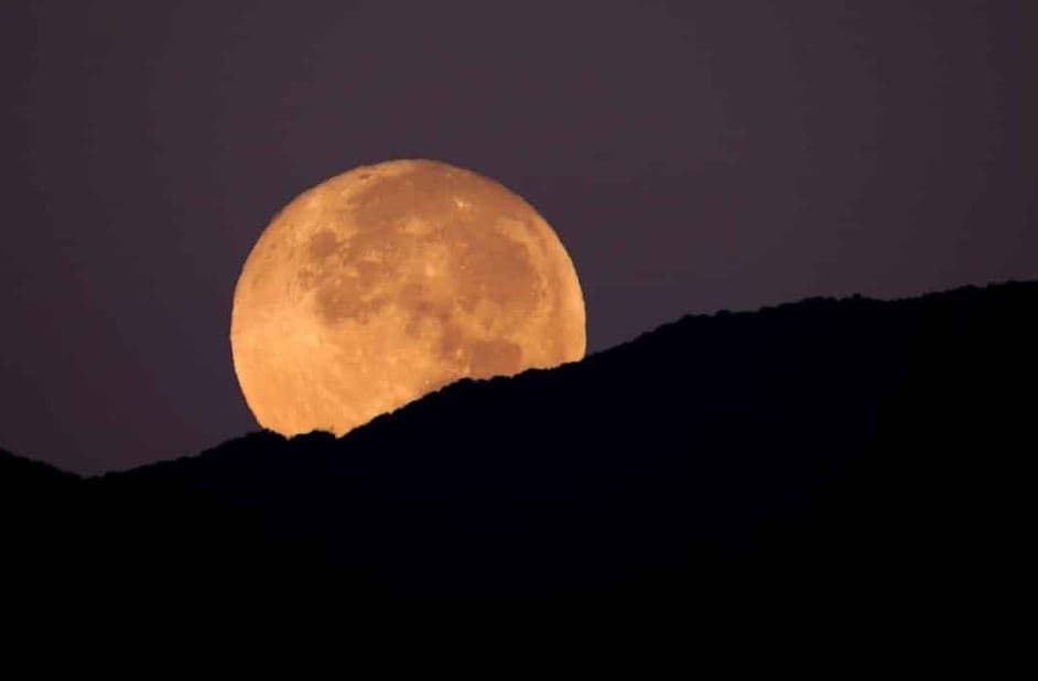 MAIOR E MAIS BRILHANTE: Segunda superlua de 2025 aparece nesta quarta-feira (5) em todo o Brasil