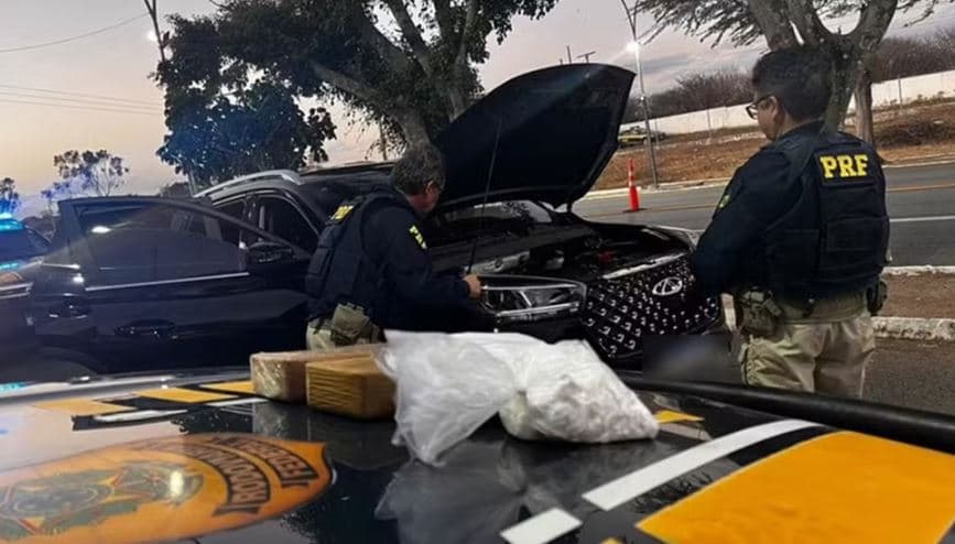 Homem é preso ao ser flagrado com 3 kg drogas, documentos falsos e carro adulterado na BR-226 no RN